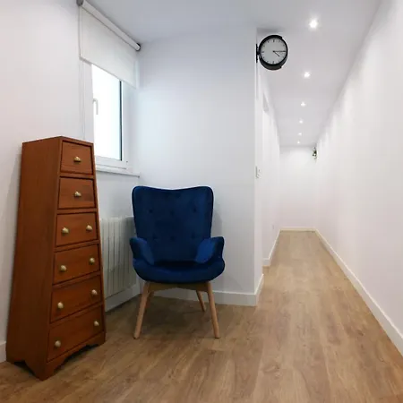 Moderno Piso En By Bebalmy 公寓 *